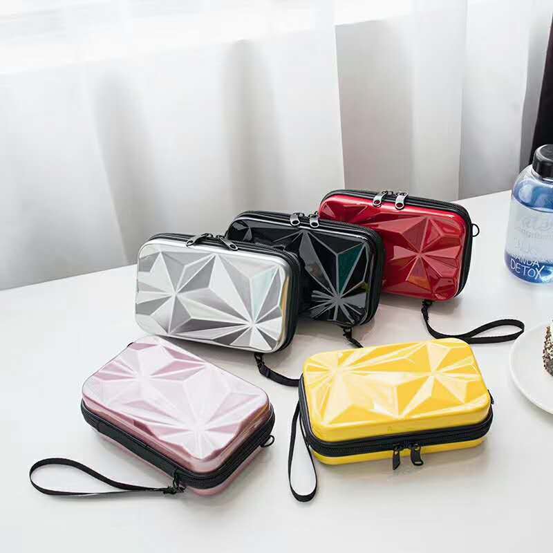 Yanteng Hard Travel Comestic Case Waterproof Makeup Handy Bag 