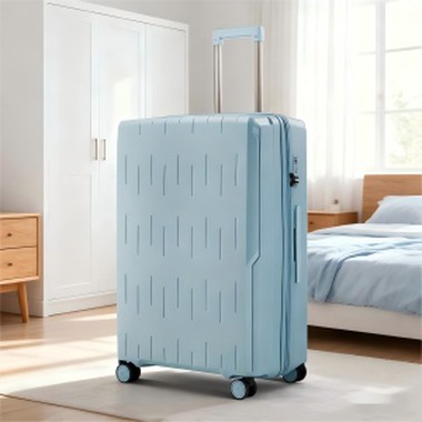 The Chinese luggage and bags industry is facing a challenge of homogenous com...